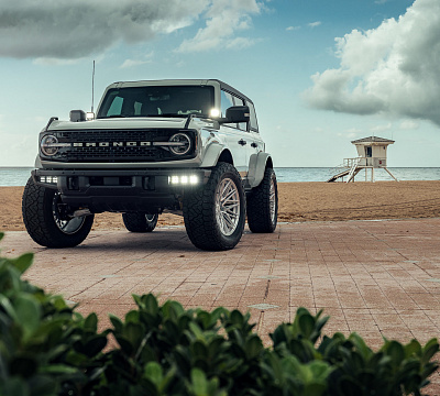 Фото дисков Vossen HF6-5 на Ford Bronco