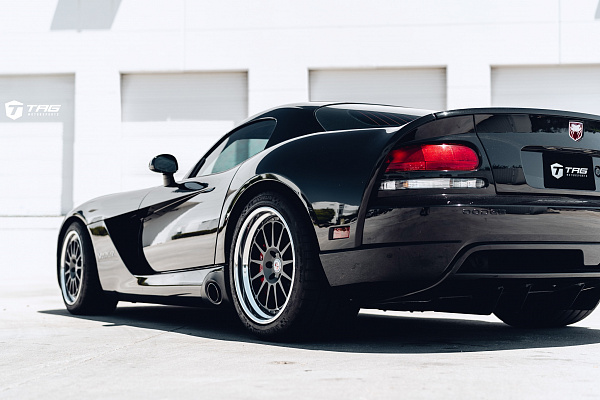 Dodge Viper SRT 10