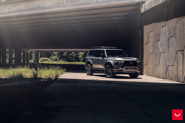 Фото дисков Vossen HFX-1 (6-Lug) Сатиновый графит на Lexus GX III