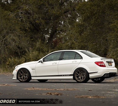 Фото дисков BC Forged HCS02 на Mercedes-Benz C-Class (W204)