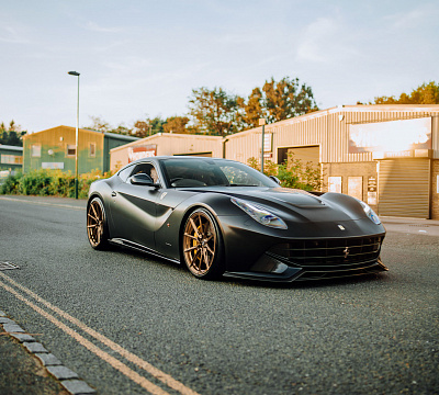 Фото дисков Vossen EVO-2R на Ferrari F12