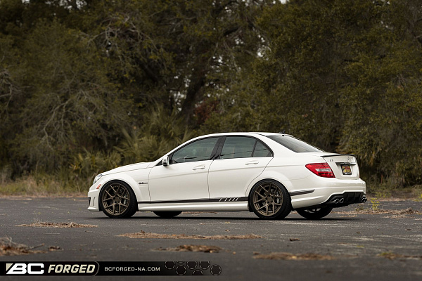 Фото дисков BC Forged HCS02 Сатиновая бронза на Mercedes-Benz C-Class (W204)