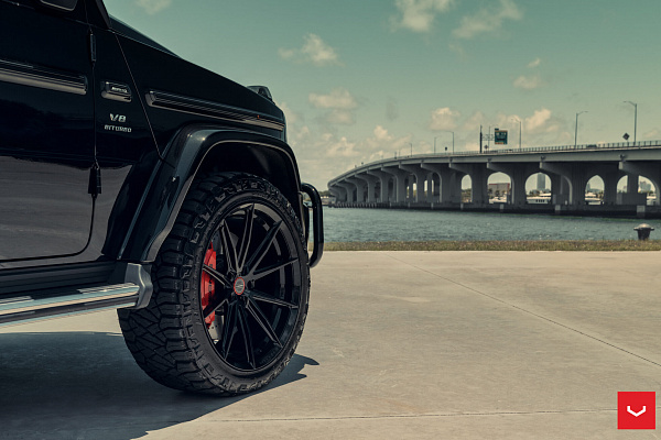 Фото дисков Vossen HFX-2 (5-Lug) Черный глянец на Mercedes-Benz G-Class III
