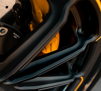 Фото дисков Brixton Forged R11-RS на Porsche Cayenne III