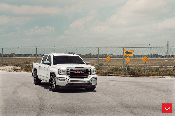 Фото дисков Vossen HF6-3 Алмазная проточка на GMC Sierra III