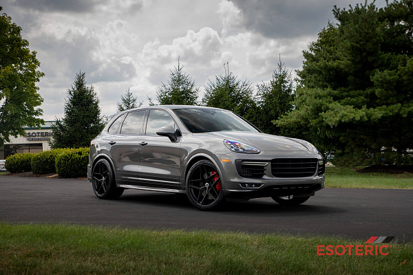 Фото дисков HRE FF11 Черный сатин на Porsche Cayenne II