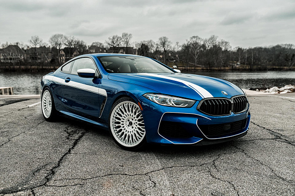 Фото дисков Brixton Forged TR20 Белый глянец на BMW 8/M8