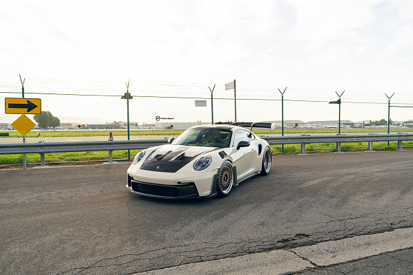 Фото дисков HRE 501 Глянцевая бронза на Porsche 911 VIII