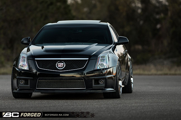 Фото дисков BC Forged HCS02 Глянцевый темный лак на Cadillac CTS II