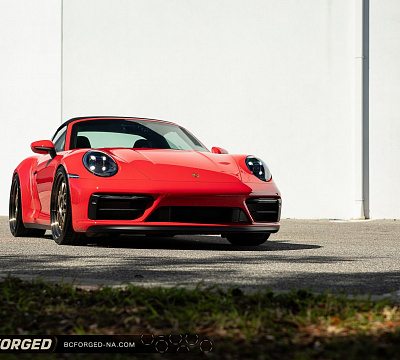 Фото дисков BC Forged MHK519 на Porsche 911 VIII