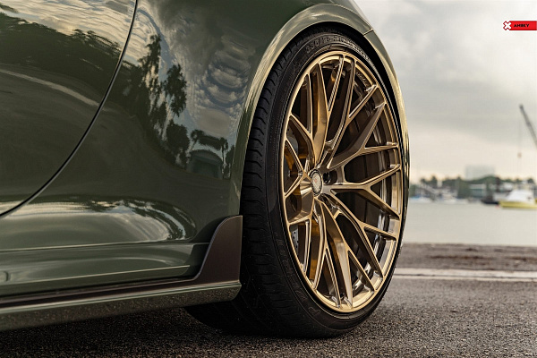 Фото дисков Anrky AN10 Глянцевое темное золото на Porsche 911 VIII