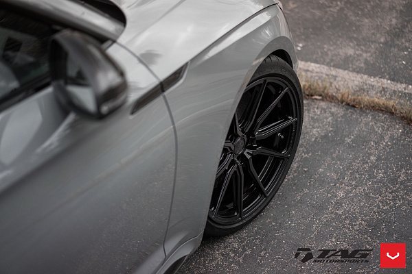 Фото дисков Vossen HF-3 Черный глянец на Audi A/S/RS 5 (F5)