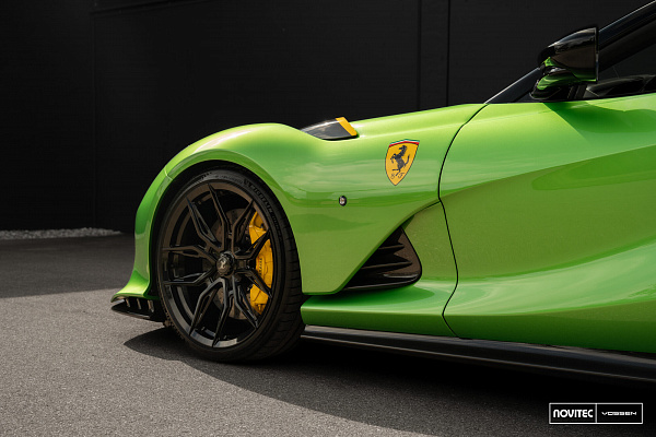 Фото дисков NOVITEC NF11 Черный глянец на Ferrari 812