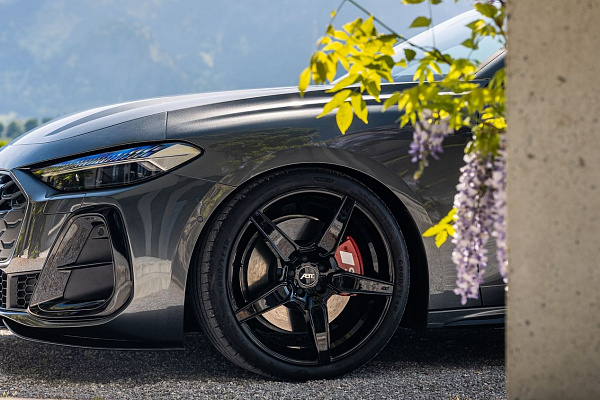 Фото дисков ABT RS5-LE Черный глянец на 