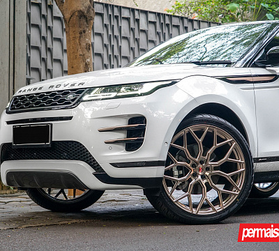 Фото дисков Vossen S17-01 на Land Rover Range Rover Evoque II