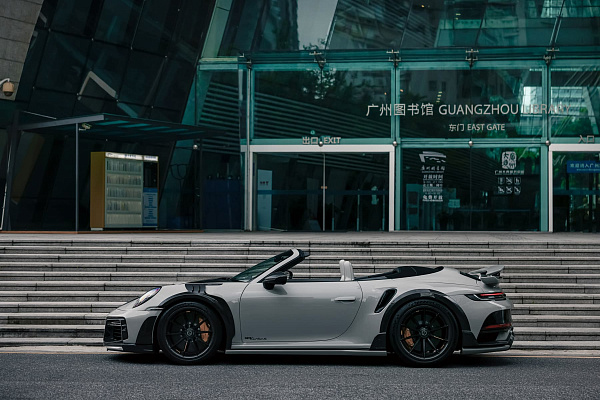 Фото дисков Brixton Forged R11-R Черный сатин на Porsche 911 VIII