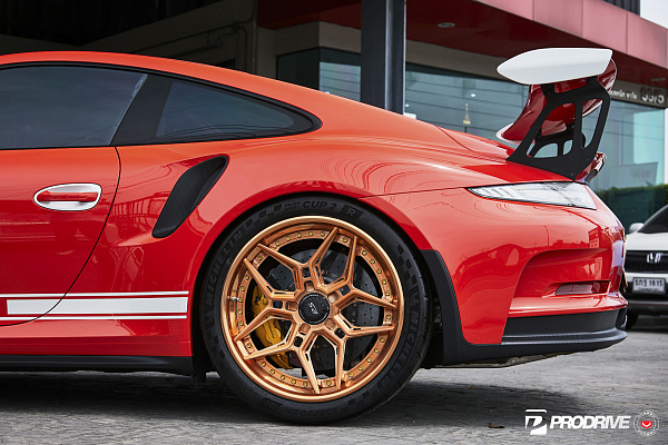 Porsche 992