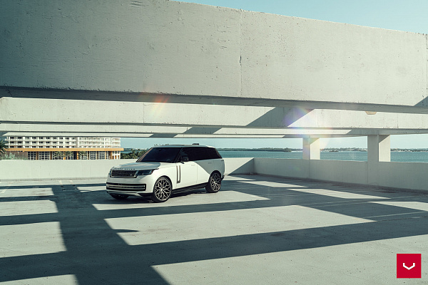Фото дисков Vossen HF-2 Алмазная проточка на Land Rover Range Rover V