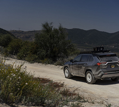 Фото дисков Black Rhino FUJI на Toyota RAV4 V