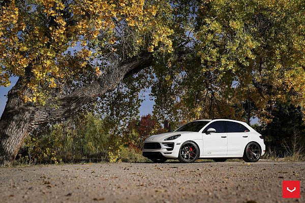Фото дисков Vossen HF-5 Сатиновая бронза на Porsche Macan I