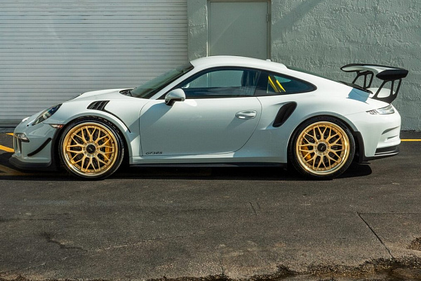 Фото дисков Anrky RS1 Сатиновое золото на Porsche 911 VII