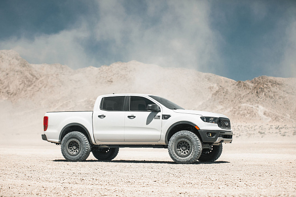 Фото дисков Black Rhino DUGGER Черный матовый на Ford Ranger T6