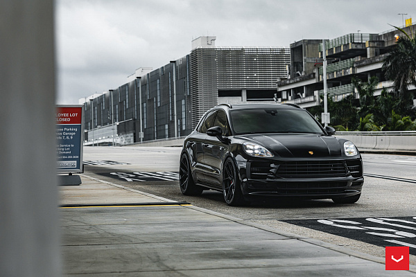 Фото дисков Vossen HF-5 Черный глянец на Porsche Macan I