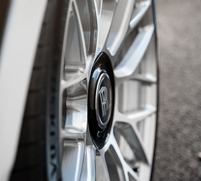 Фото дисков Anrky AN20 на Rolls-Royce Cullinan