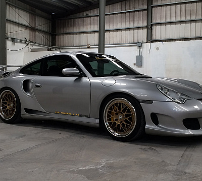 Фото дисков HRE 300 на Porsche 911 V