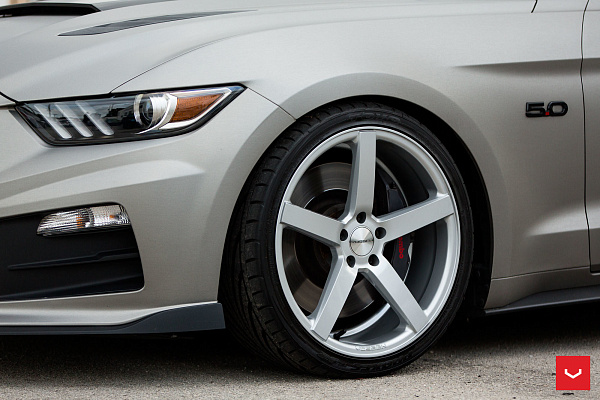 Фото дисков Vossen CV3 Серебро на Ford Mustang VI