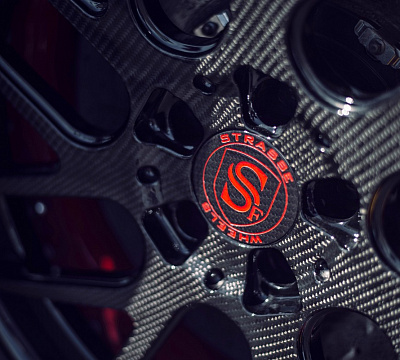 Фото дисков Strasse Wheels SM7T Deep Concave на Ferrari 488
