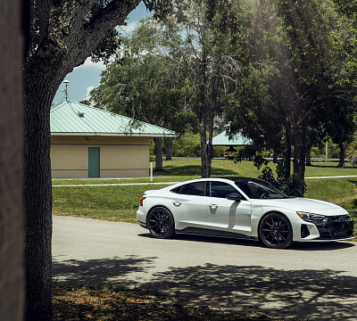 Фото дисков Vossen VFS-1 на Audi E-tron GT