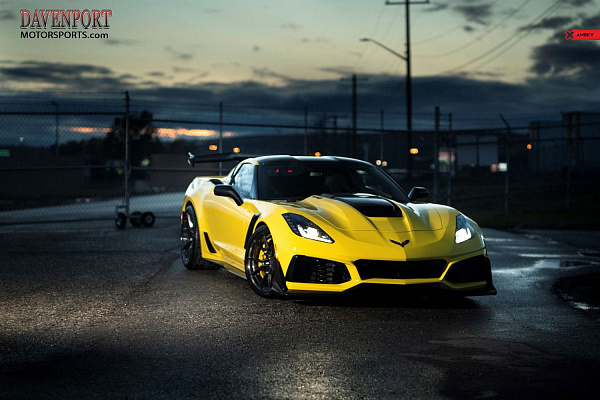 Фото дисков Anrky AN12 Глянцевый темный лак на Chevrolet Corvette C7