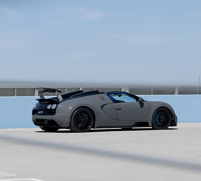 Фото дисков HRE P103SC на Bugatti Veyron