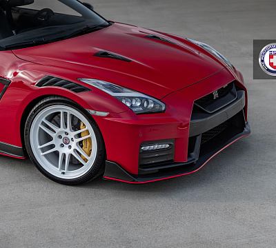 Фото дисков HRE 312 GTS на Nissan GT-R