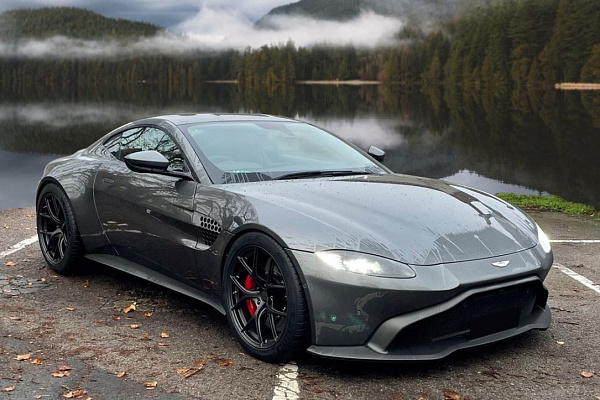 Фото дисков Bola FP2 Матовый графит на Aston Martin Vantage 4