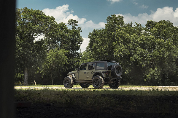 Фото дисков Black Rhino CHAMBER Черный матовый на Jeep Wrangler IV (JL)