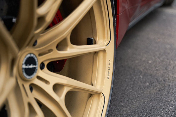 Фото дисков Brixton Forged PF11 R / RS Сатиновое золото на Chevrolet Corvette C8