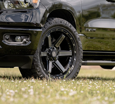 Фото дисков 4PLAY 4P63 на Ram 1500 V