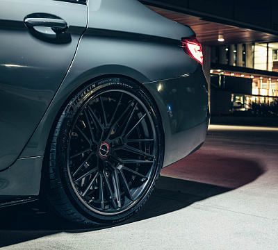 Фото дисков Brixton Forged VL4 на BMW 5/M5 (G30/F90)