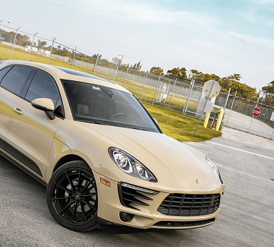 Фото дисков Savini SV-F1 на Porsche Macan I