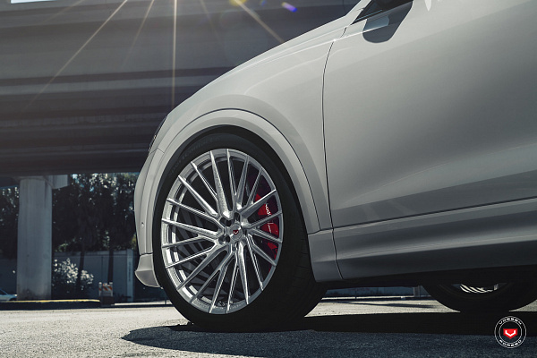 Фото дисков Vossen EVO-5 Глянцевый лак на Audi Q8