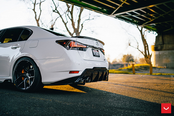 Фото дисков Vossen HF-5 Черный сатин на Lexus GS IV