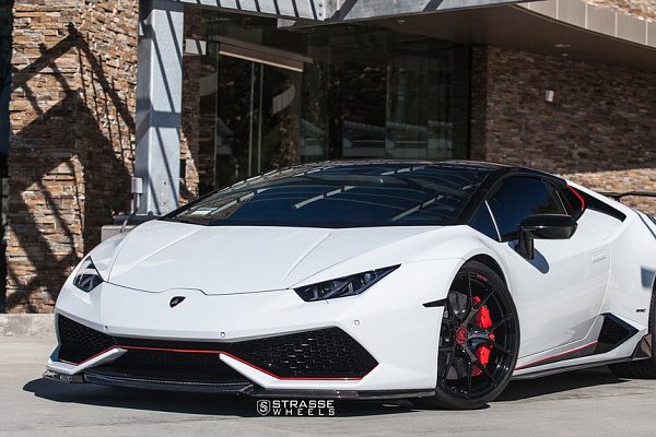Фото дисков Strasse Wheels SM5R Deep Concave Monoblock Другой цвет на Lamborghini Huracan