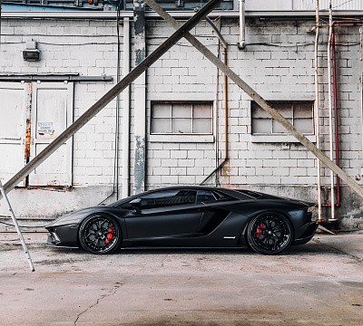 Фото дисков Brixton Forged PF10 на Lamborghini Aventador