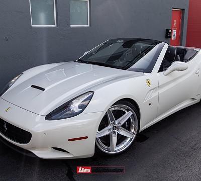 Фото дисков Anrky AN35 на Ferrari California