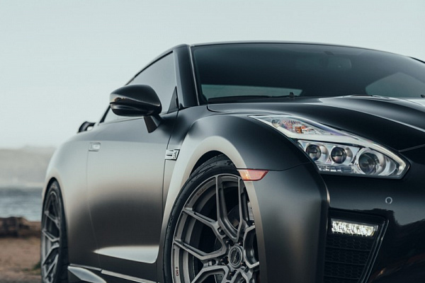 Фото дисков Brixton Forged CM5-R Сатиновый тонированный лак на Nissan GT-R