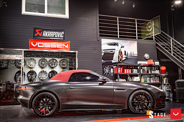 Фото дисков Vossen HF-3 Черный глянец на Jaguar F-Type
