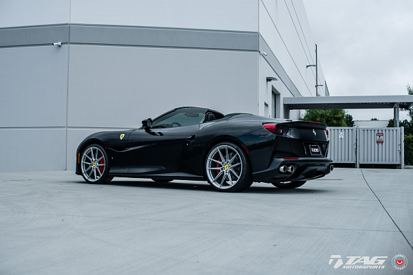 Фото дисков NOVITEC NF8 Серебро на Ferrari Portofino