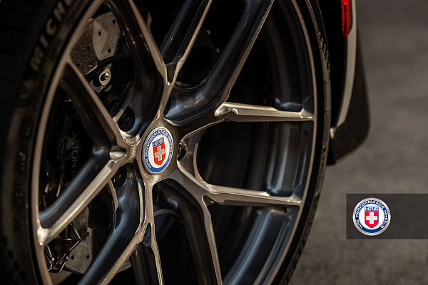 Фото дисков HRE P101SC Глянцевый темный лак на Aston Martin Vantage 4